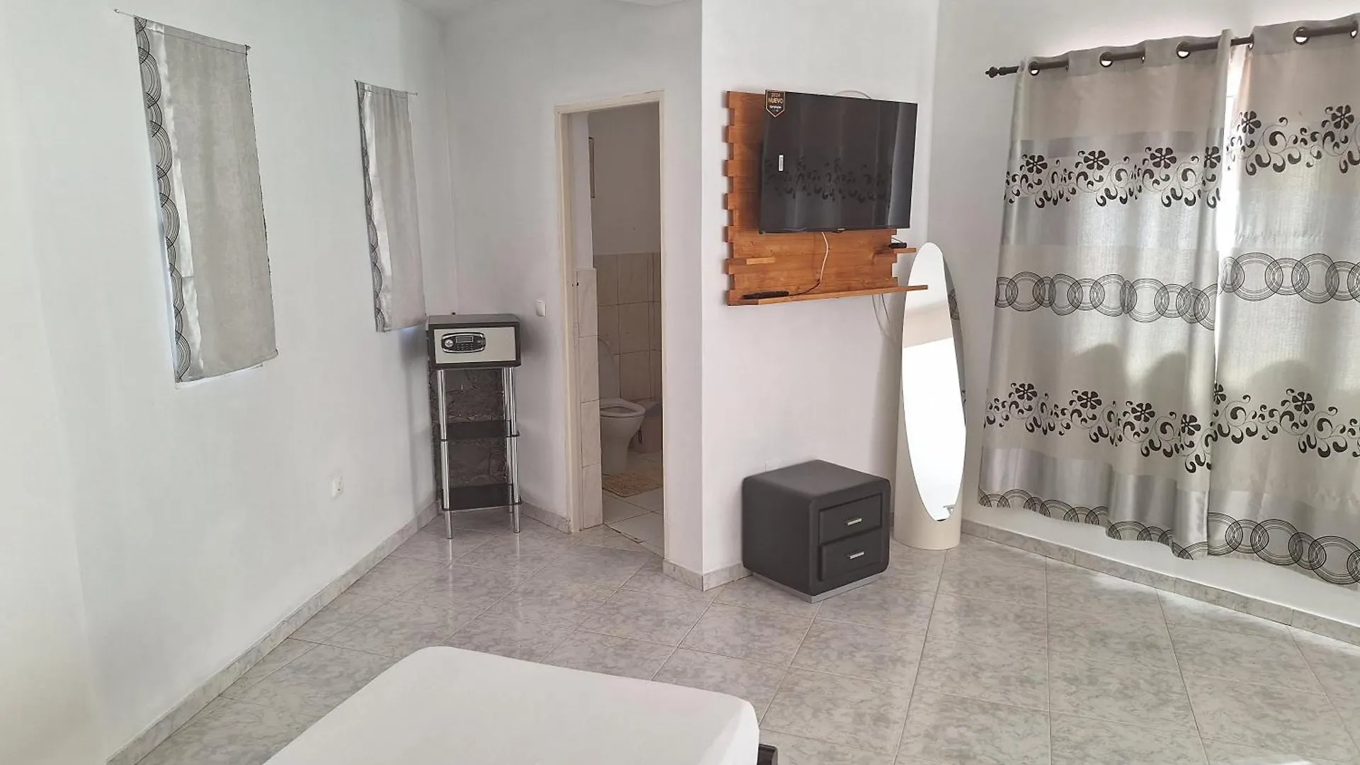 Vista Tarrafal Guest House Porto Novo 0*,
